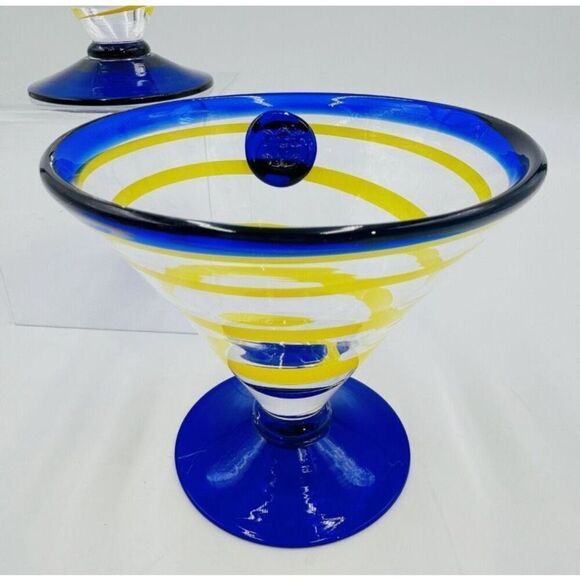 Vintage hand blown Royal Caribbean Cocktail Glass - Picture 4 of 4